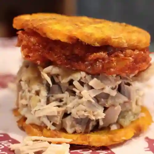 2 Arepas Pernil