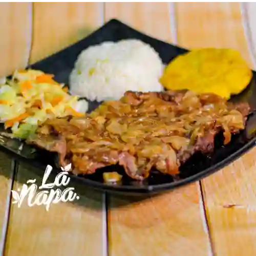 Carne Encebollada