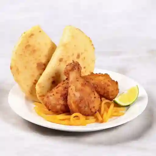 1/2 Pollo broaster + patacon + arepa
