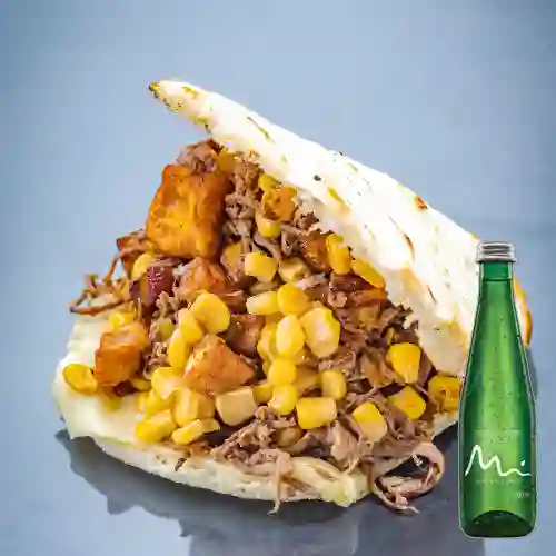 Combo Arepa Mi Arepa + Manantial con Gas 300ml
