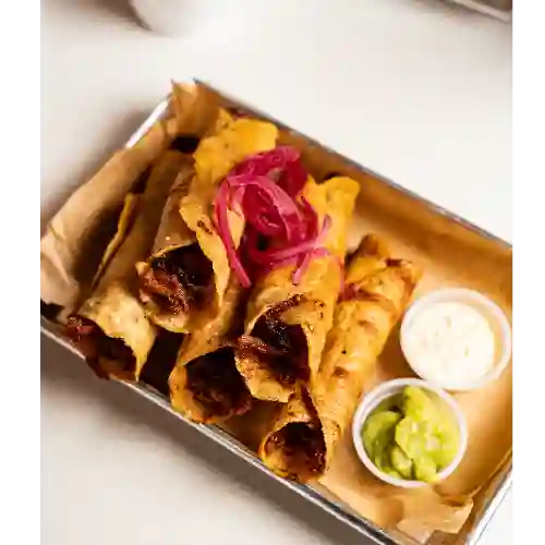 Rollies Tacos