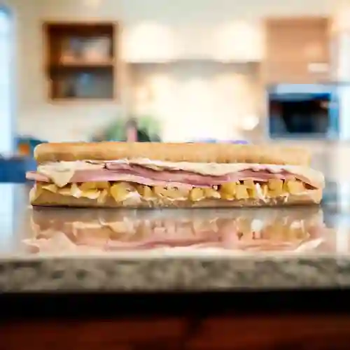 Sándwich Hawaiano