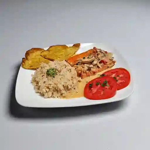Salmón en Salsa Champiñones