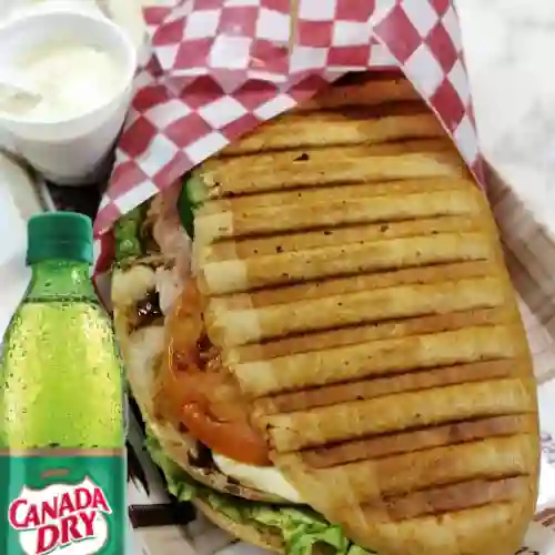 Sandwich de Cordero + Canadadry