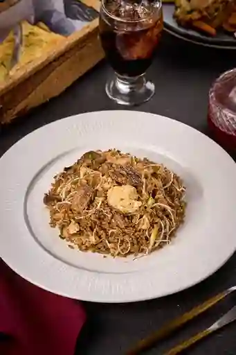 Arroz con Pollo y Lomito Mediano