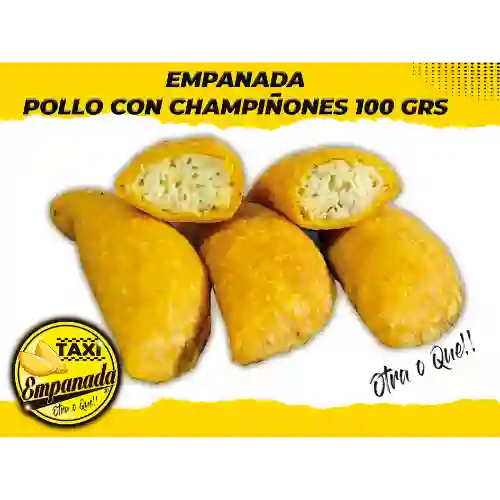 Empanada Pollo con Champiñones