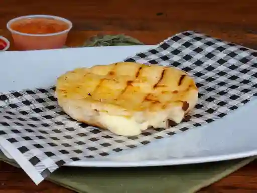 Arepa con Queso