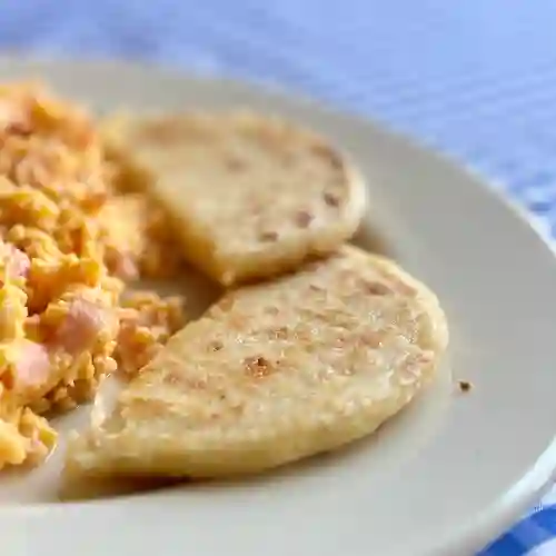 Arepa de Queso Lista para Comer