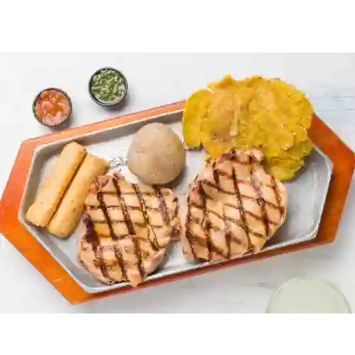 Pierna Pernil de Pollo Deshuesada