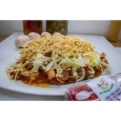 Salchipapa de Pollo