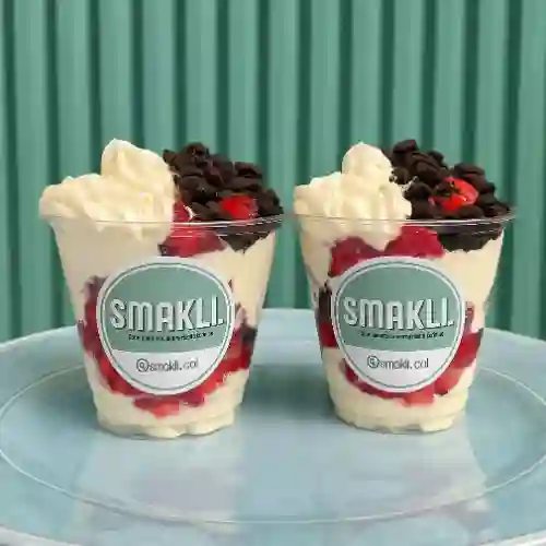 Combo 2 Fresas con Crema 12/14 Oz