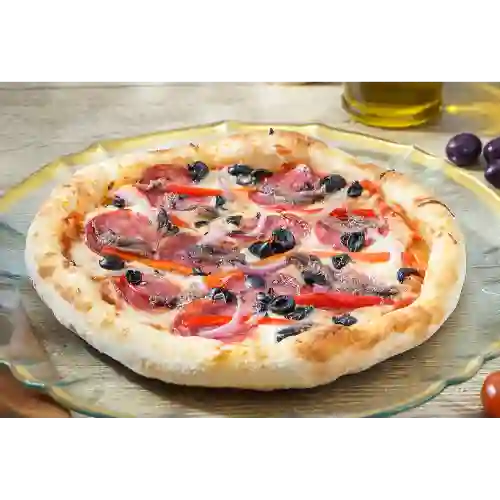 Pizza Salami y Vegetales Grande