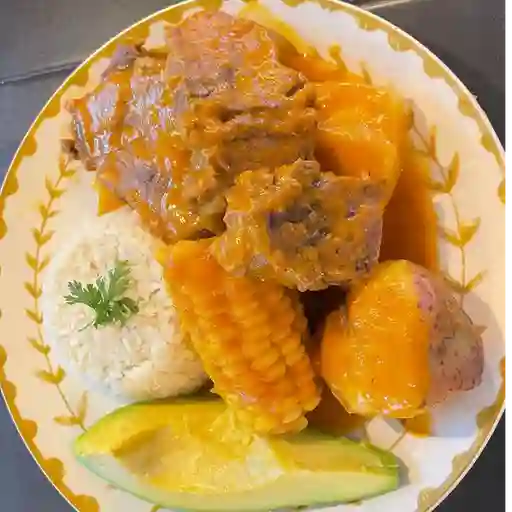 Lengua en salsa