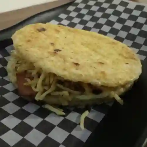 Arepa con Jamón y Queso