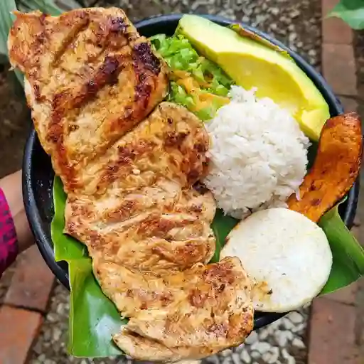 Pechuga en salsa de champiñones o dorada