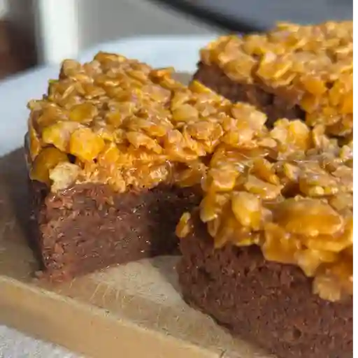 Brownie de caramelo crocante