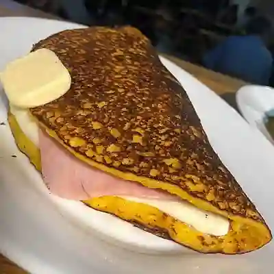 Cachapa de Jamon y Queso