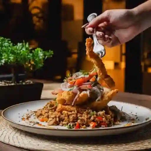 Arroz chaufa al wok + coca cola 250 ml