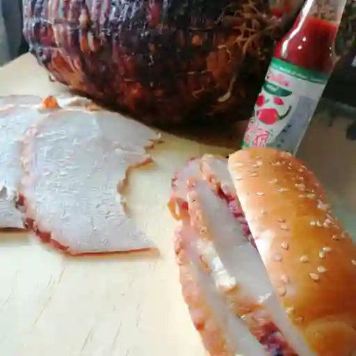 Sándwich Pernil de Cerdo