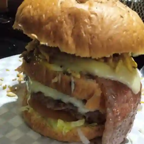 The Queen Burger