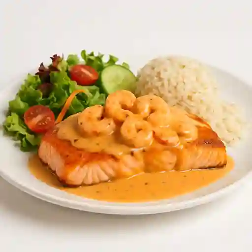 Salmón encamaronado