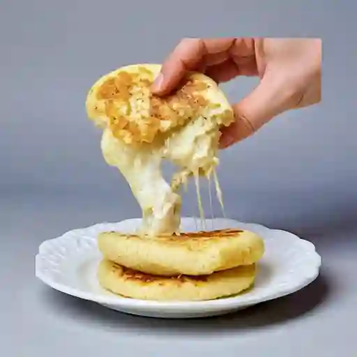 Arepas Rellenas de Queso