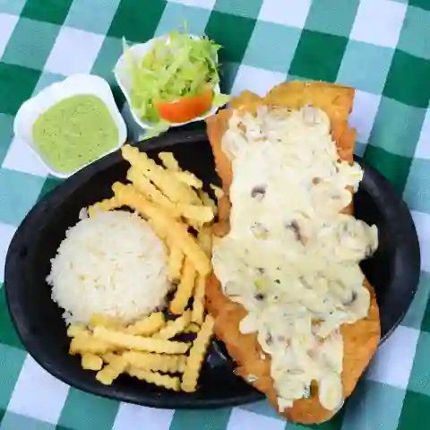 Chuleta en Salsa de Champiñones