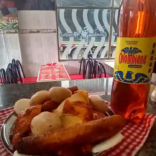 1/2 Pollo Asado + Gaseosa 250 ml