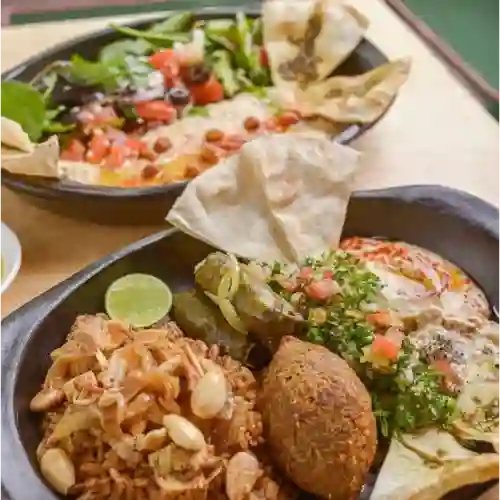 Plato mixto libanés