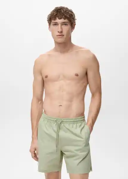 Short Seer Verde Pastel Talla XS Hombre Mango
