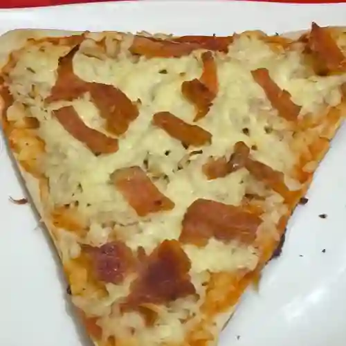 Porcion de Pizza Pollo Crema