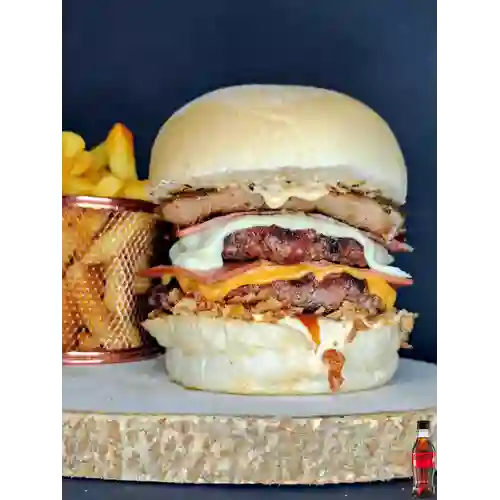 Combo Burger Doble Carne+ Papas + Coca Cola Sin Azúcar 250ML