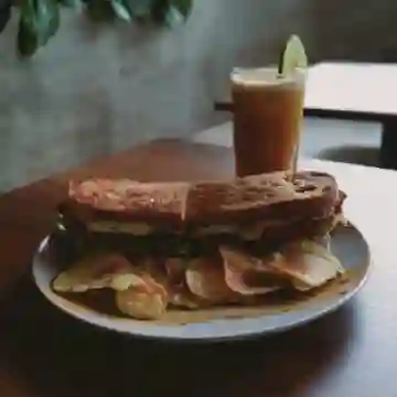 Pollo y Finas Hierbas