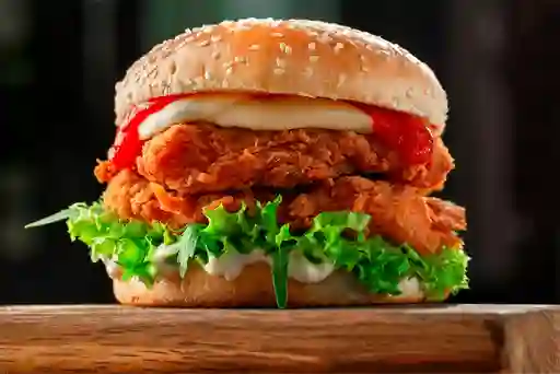 Hamburguesa de Pollo con Tocineta