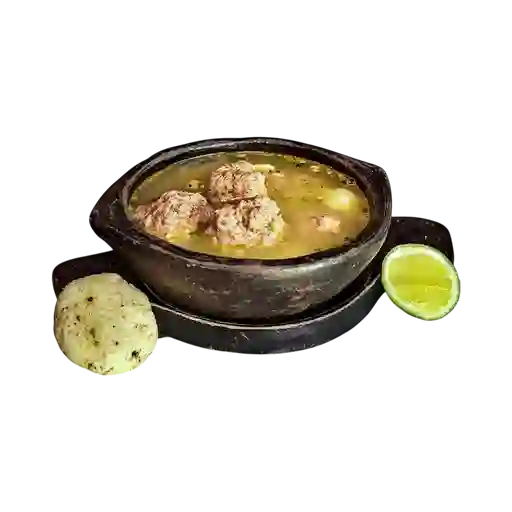 Caldo de Albóndigas