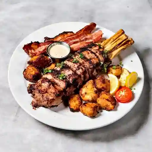 Bondiola, Costilla,Res, Panceta Y Pollo Al Barril.