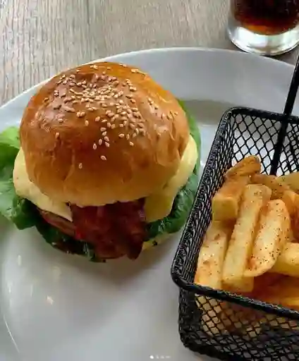 Hamburguesa de Res y Pollo