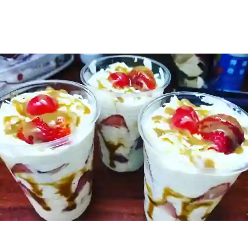 Fresas con Crema 12 Onzas