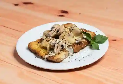 Champiñones Gratinados