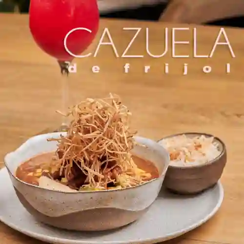 Cazuela de Frijol