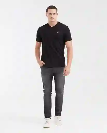 Camiseta V Neck Negro Sombrio Ultraoscuro Talla M Chevignon