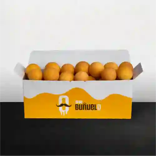 30 Mini Buñuelos + 4 Toppings a Elección