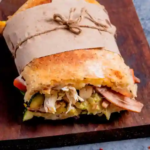 Panino Pollo y Vegetales