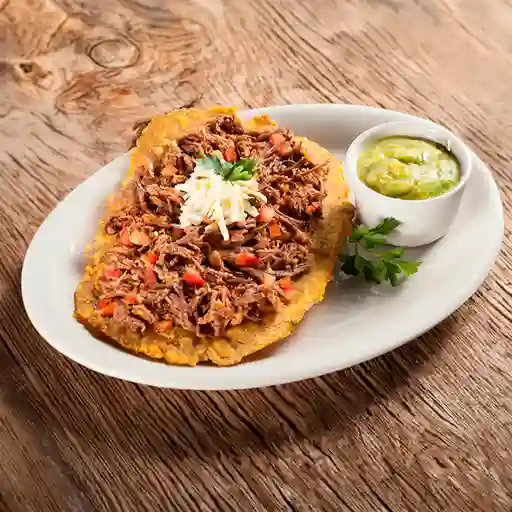 Patacón de Carne