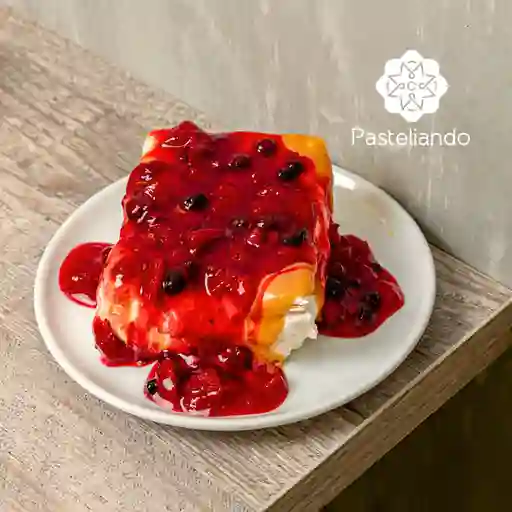Milhoja de frutos rojos