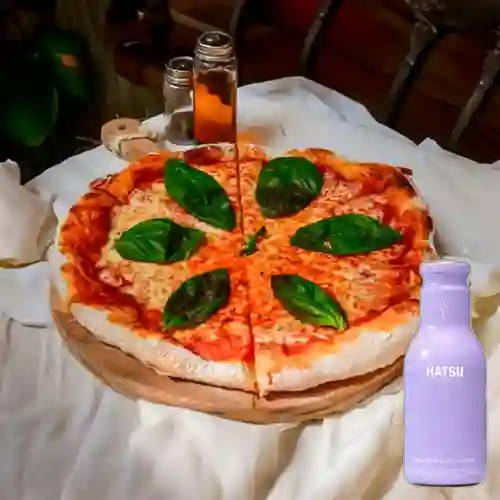 Combo Pizza Margarita + Te Hatsu Lila 400 ml