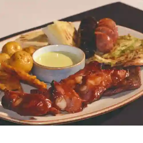 Combo para 4 Parrilladas Mas Gaseosa 1.5