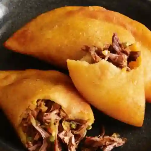 Empanada Grande Todo Terreno