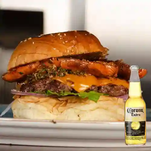 Combo burger gaucha + cerveza corona