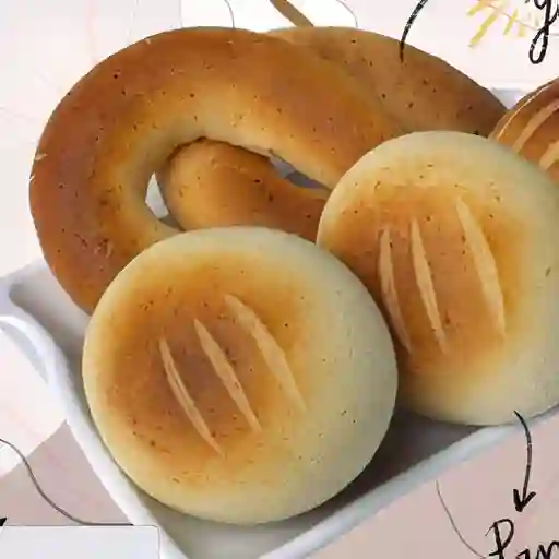 Arepa de Maíz y Queso Blanco
